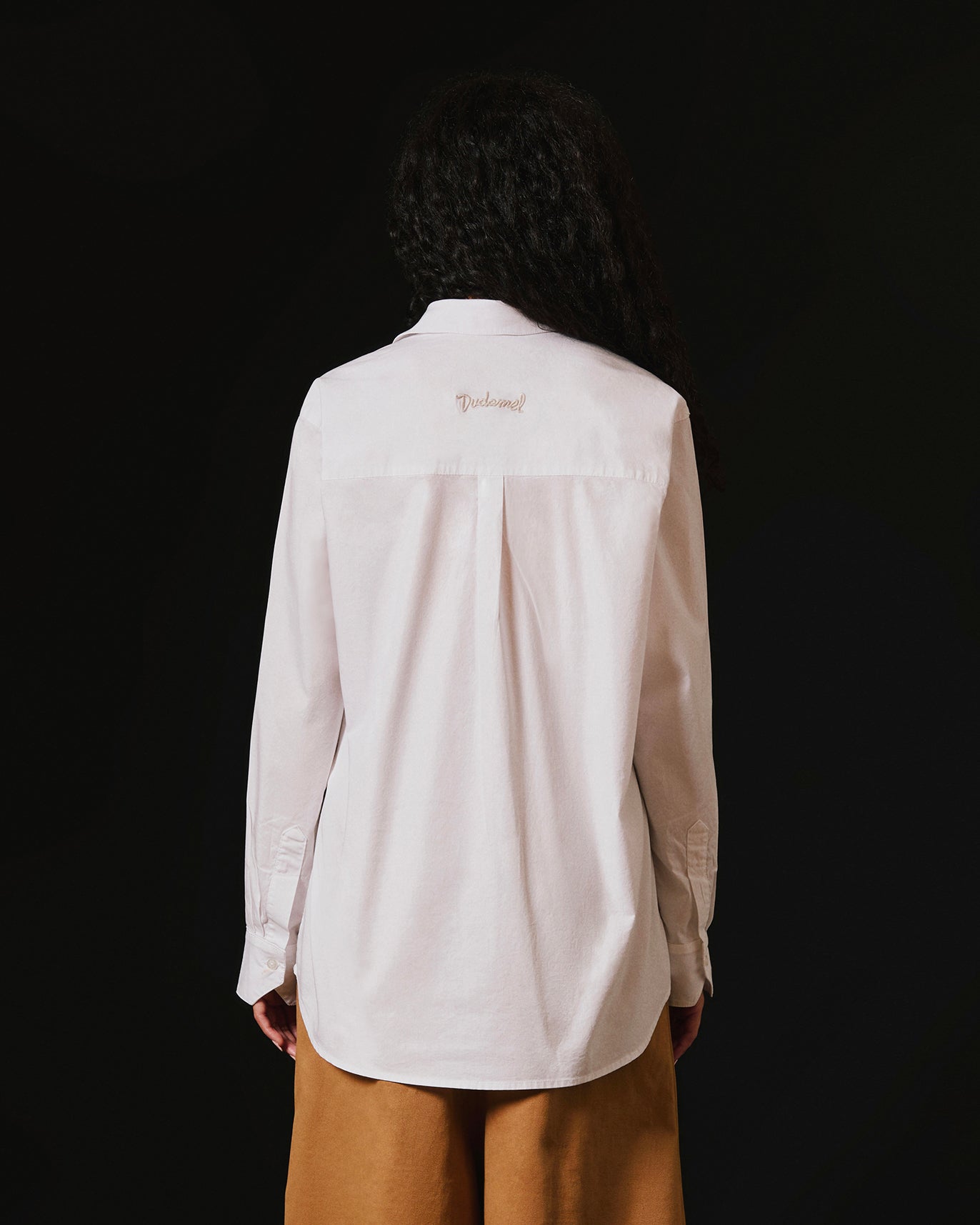 #color_blanco hueso